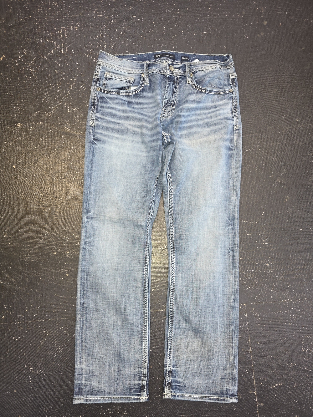 BKE Men's Light Wash Straight Jeans